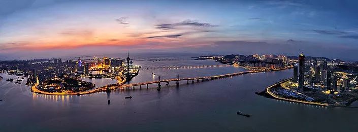 2025新澳门资料鸡号几号,探索未来之门，关于新澳门资料鸡号的深度解析（2025展望）